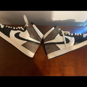 Jordan 1 mocha no box, worn 3X